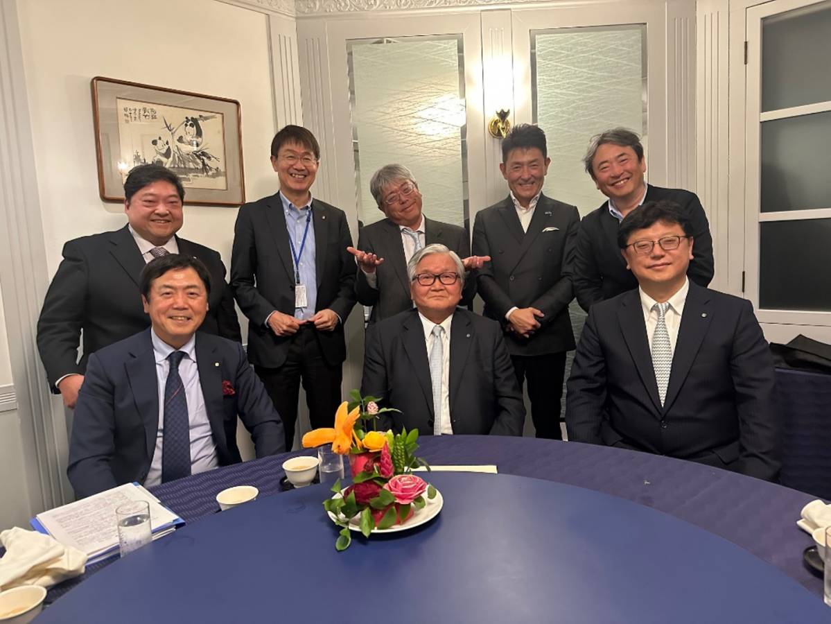 ファイヤーサイドミーティング　第3班報告書