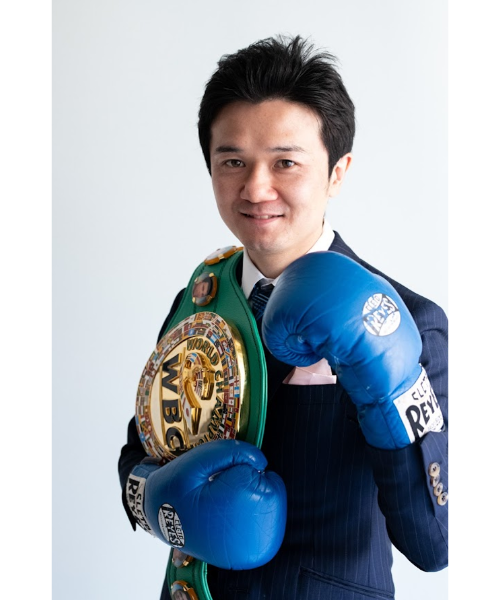 ｢仕事とボクシングの二刀流で世界チャンピオン｣