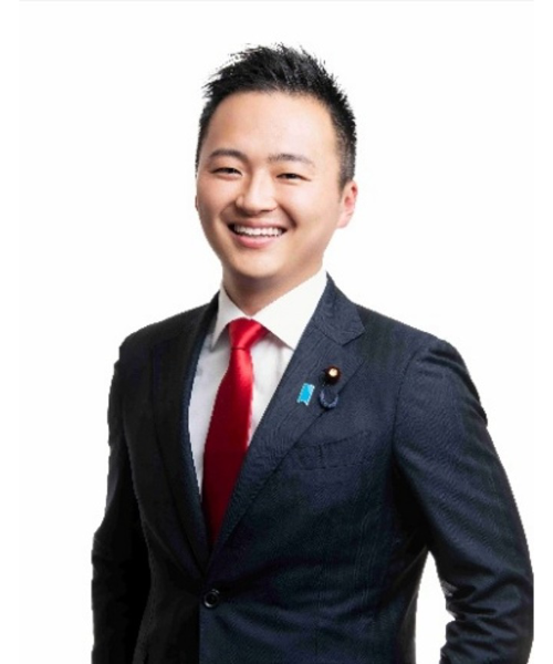 土田 慎　氏